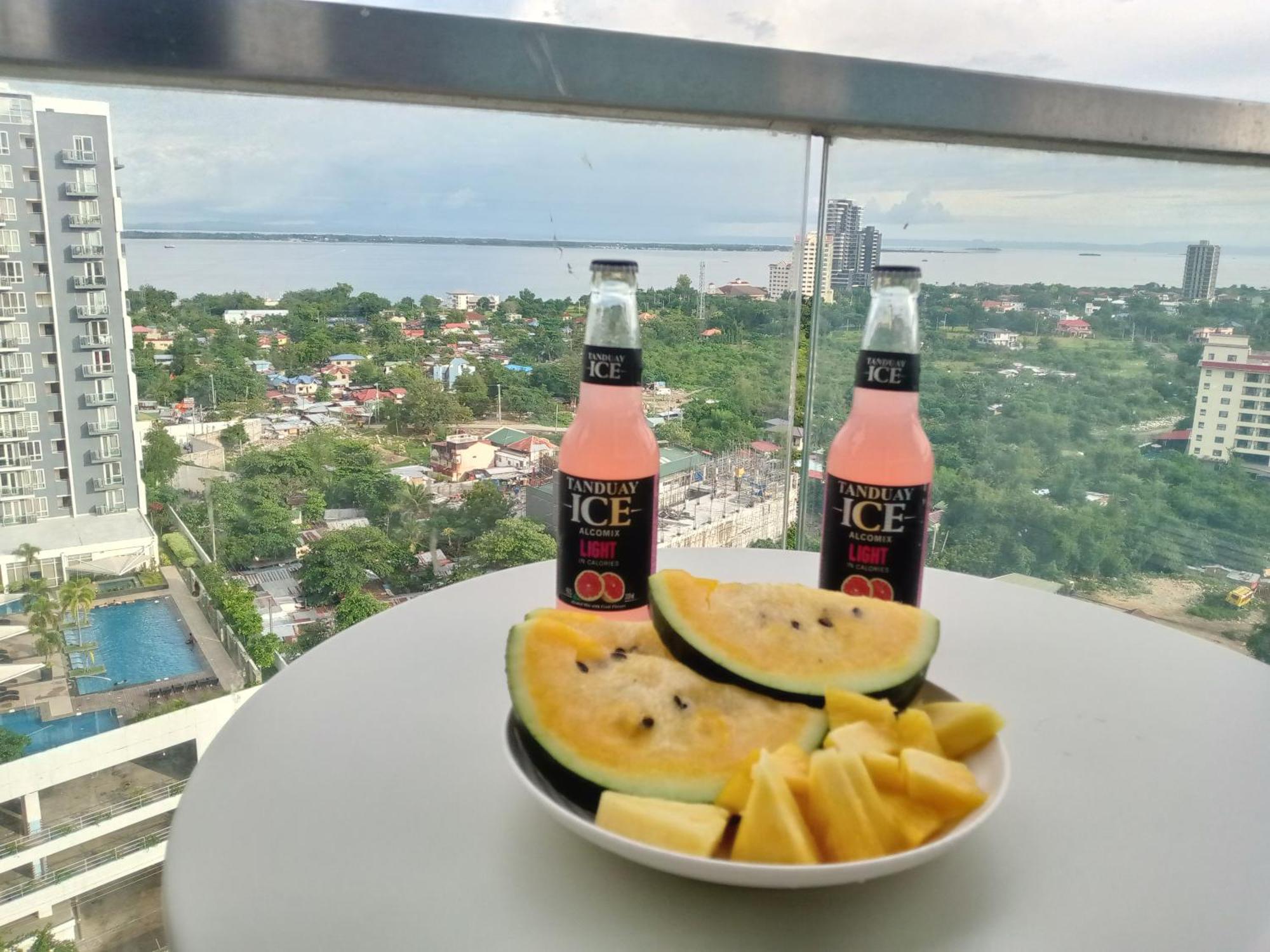 Mactan Newtown 8 Boulevard Deluxe Punta Engaño 외부 사진