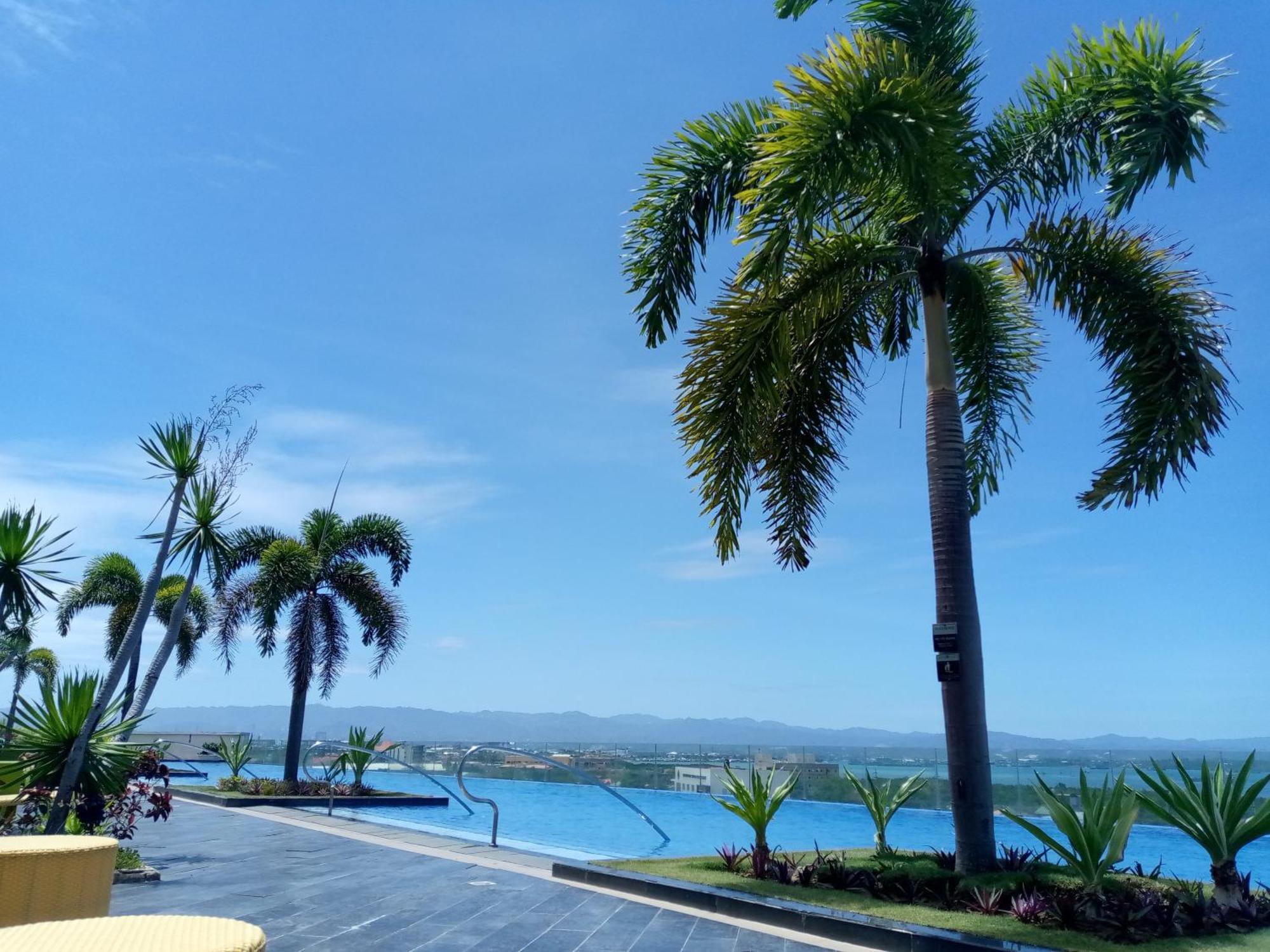 Mactan Newtown 8 Boulevard Deluxe Punta Engaño 외부 사진